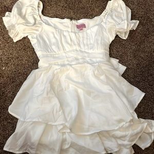 Francesca’s small white tie dress